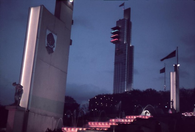 North Cascade and Tower of Empire.  From www.empireexhibition1938.co.uk